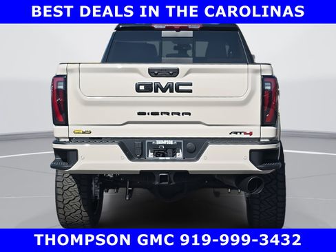 New 2026 GMC Sierra 2500 AT4 AWD/4WD image 4