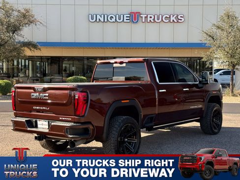 Used 2024 GMC Sierra 2500 Denali Ultimate image 5