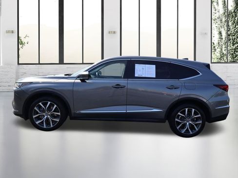 Used 2023 Acura MDX w/ Technology Package FWD image 2
