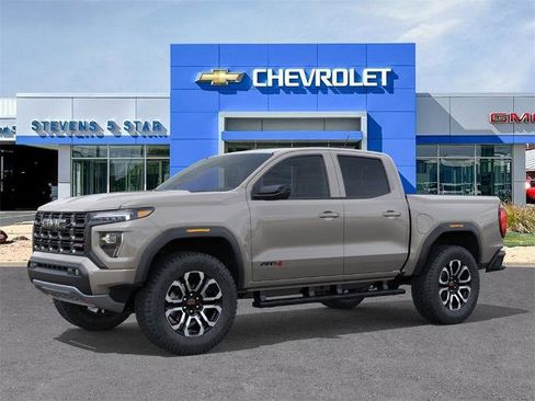 New 2026 GMC Canyon AT4 w/ AT4 Premium Package image 2