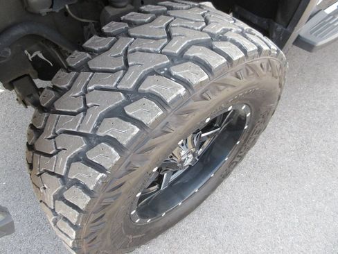 Used 2021 GMC Sierra 2500 SLT AWD/4WD image 14
