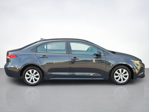 Used 2024 Toyota Corolla LE FWD image 7