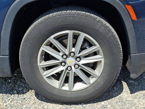 Used 2023 Chevrolet Traverse LT w/ LPO, Floor Liner Package AWD/4WD image 26