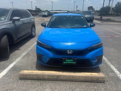 Used 2024 Honda Civic Sport image 2