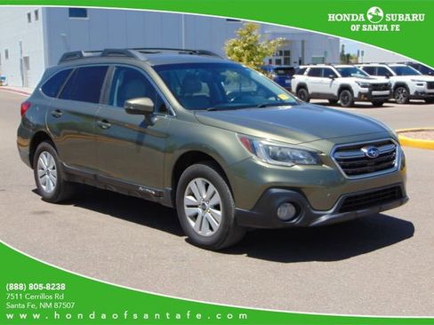 Used 2019 Subaru Outback 2.5i Premium AWD/4WD image 1