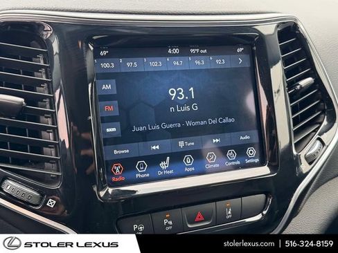 Used 2021 Jeep Cherokee Limited w/ Mopar Interior Package AWD/4WD image 31