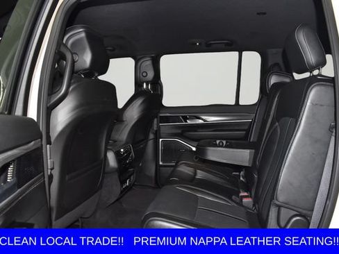 Used 2023 Jeep Wagoneer Series II AWD/4WD image 18
