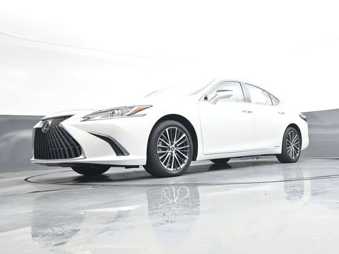 Used 2022 Lexus ES 300h w/ Premium Package FWD image 42