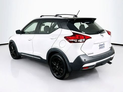 Used 2020 Nissan Kicks SR w/ Exterior Package FWD image 4