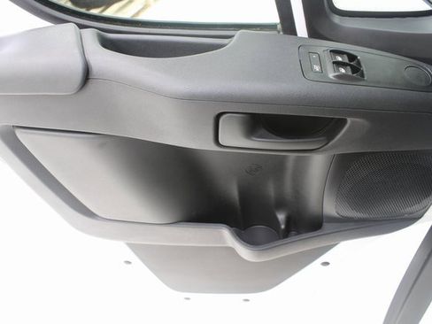 Used 2025 RAM ProMaster 2500 w/ Storage Group image 12