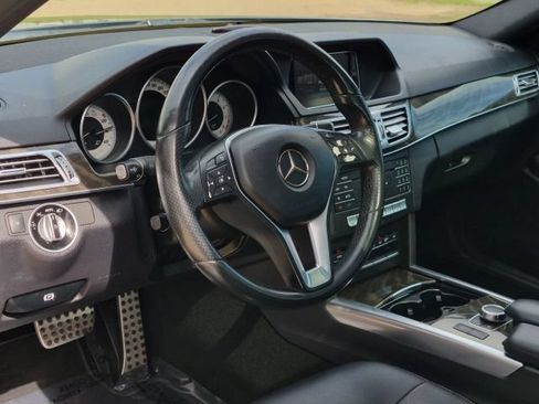 Used 2016 Mercedes-Benz E 350 Sedan image 7
