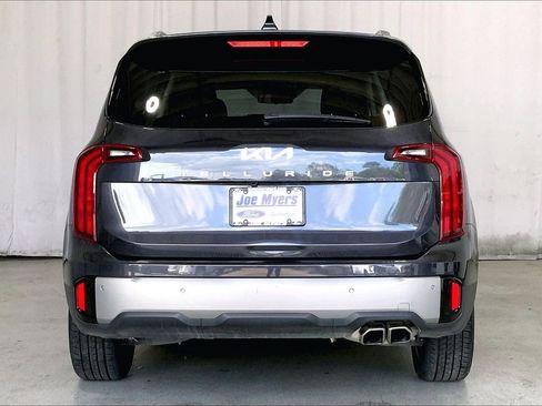Used 2025 Kia Telluride S image 3