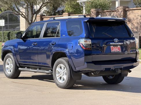 Used 2023 Toyota 4Runner SR5 image 4