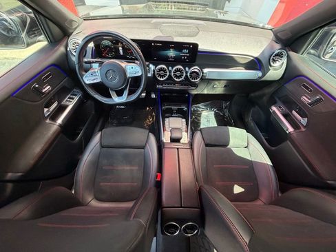 Used 2022 Mercedes-Benz GLB 250 image 35