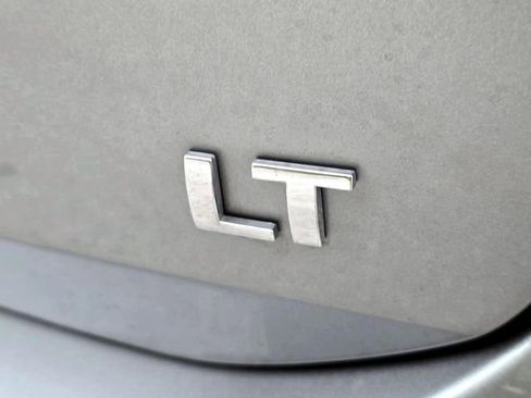 Used 2023 Chevrolet Equinox LT image 7