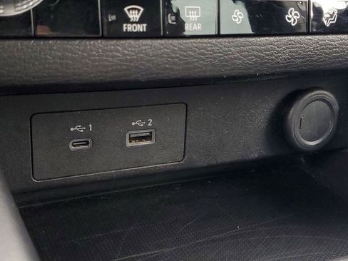 Used 2023 Mitsubishi Outlander SE image 22