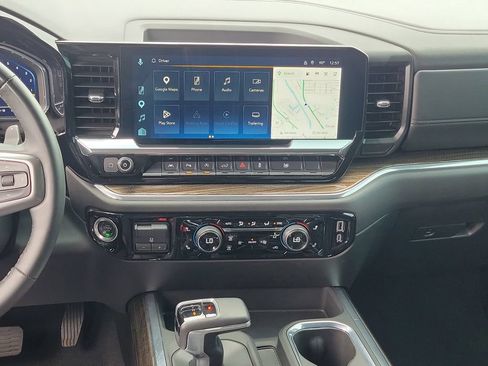 Used 2025 Chevrolet Silverado 1500 LT w/ Texas Edition Plus RWD image 21