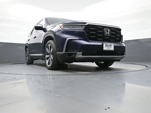Certified 2024 Honda Pilot Elite image 30