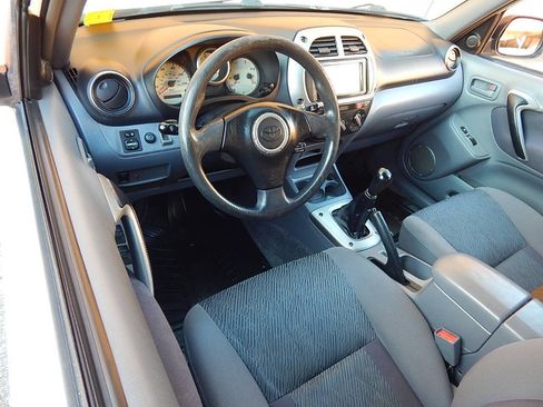 Used 2001 Toyota RAV4 2WD image 10