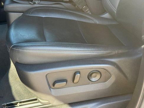 Used 2024 GMC Sierra 1500 SLT image 23