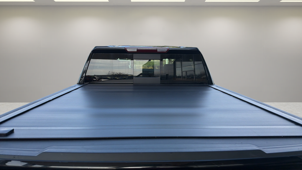 Used 2024 Chevrolet Silverado 1500 LTZ AWD/4WD image 16