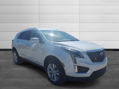 New 2025 Cadillac XT5 Luxury image 7