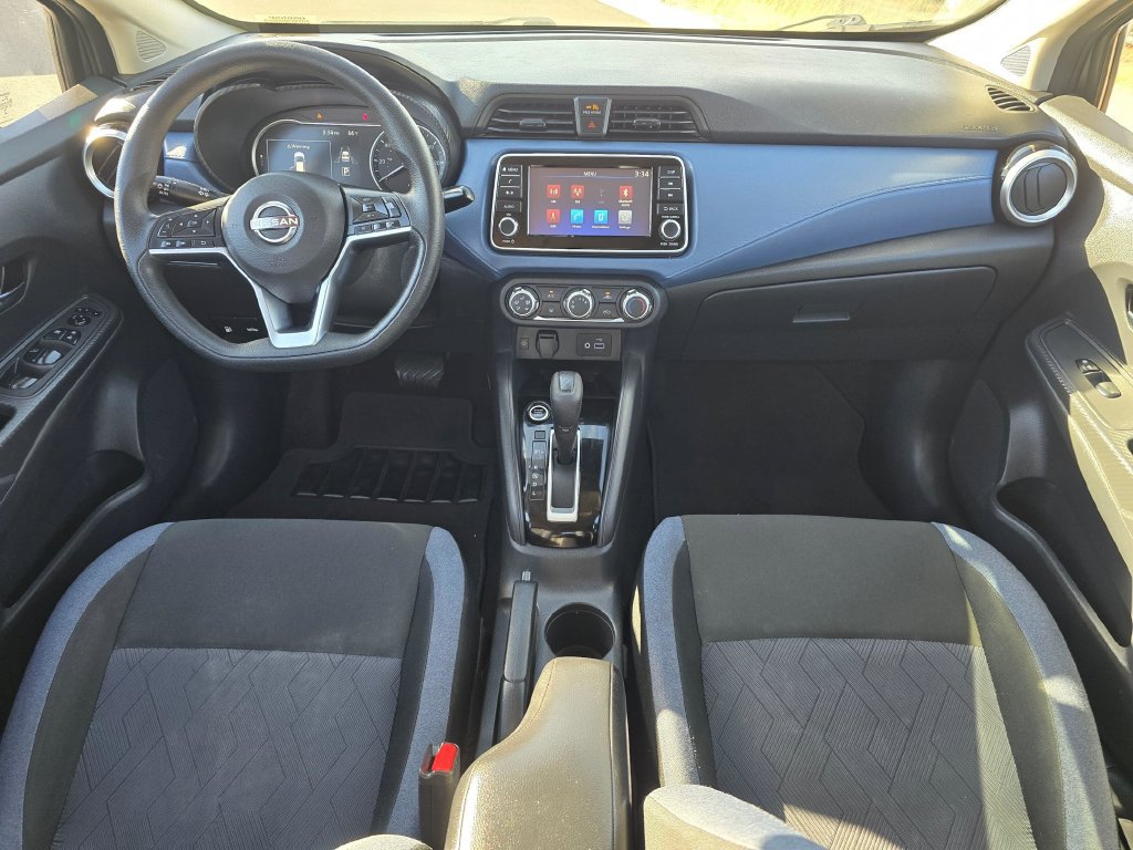 Used 2025 Nissan Versa SV FWD image 10