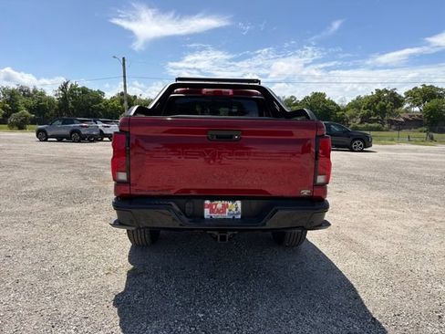 New 2026 Chevrolet Colorado Z71 w/ Midnight Edition AWD/4WD image 12