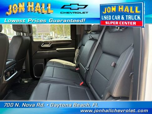 Used 2025 Chevrolet Silverado 3500 LTZ w/ LTZ Convenience Package AWD/4WD image 21