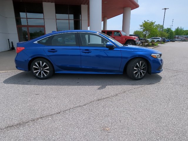 Used 2023 Honda Civic EX image 31