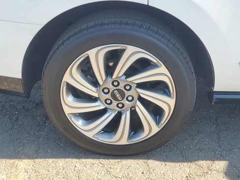 Certified 2022 Lincoln Navigator Reserve image 7