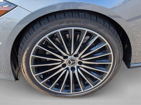 Used 2025 Mercedes-Benz C 300 4MATIC Sedan image 9