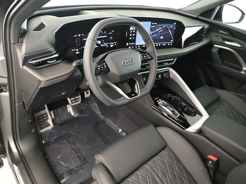 New 2025 Audi SQ5 Premium Plus image 15