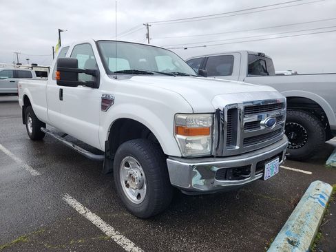 Used 2008 Ford F250 4x4 SuperCab Super Duty image 2