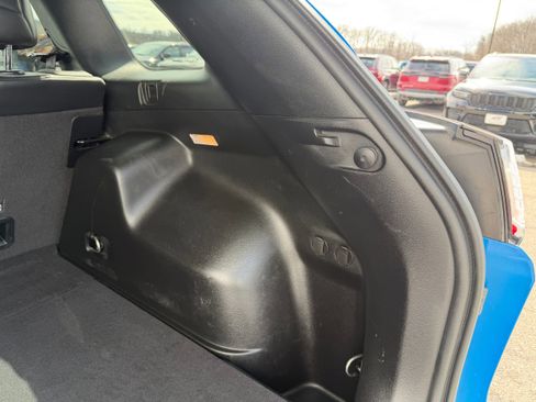 Used 2021 Jeep Cherokee Latitude Plus image 8