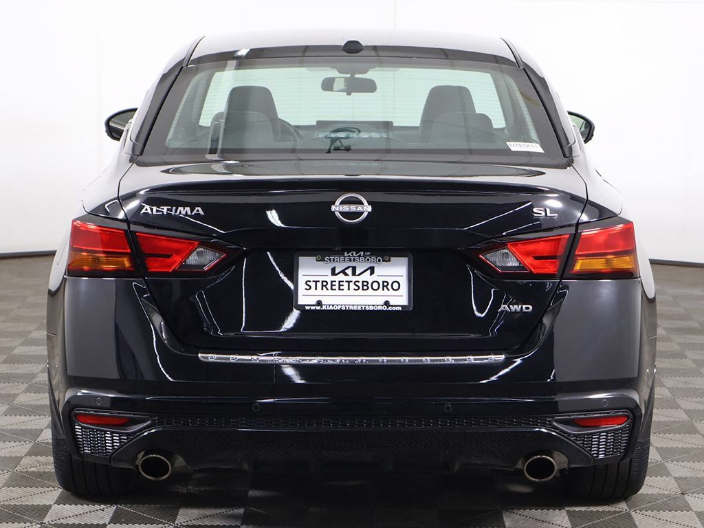 Used 2023 Nissan Altima 2.5 SL AWD/4WD image 13