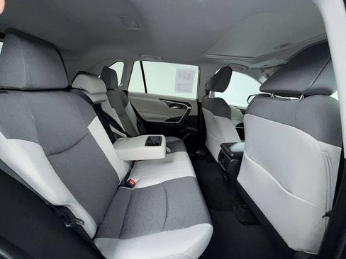 Certified 2022 Toyota RAV4 XLE AWD/4WD image 7