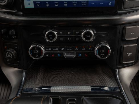 Used 2021 Ford F150 Platinum w/ Equipment Group 701A High image 26