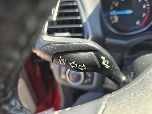 Used 2018 Ford Escape Titanium w/ Ford Safe & Smart Package AWD/4WD image 17