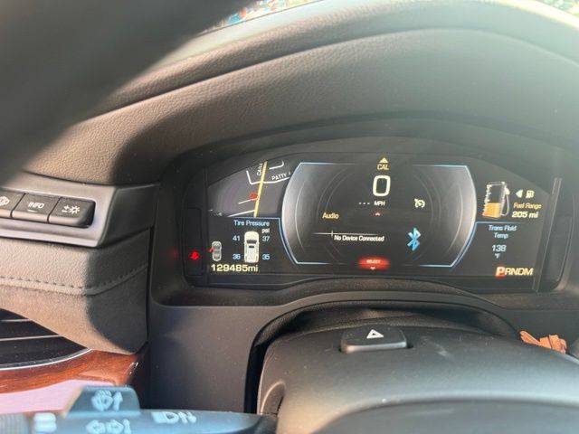Used 2015 Cadillac Escalade Luxury AWD/4WD image 3
