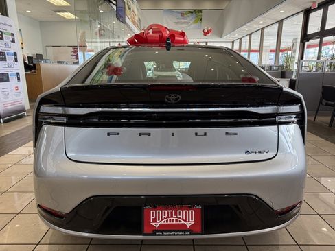 New 2026 Toyota Prius Plug-In Hybrid image 6