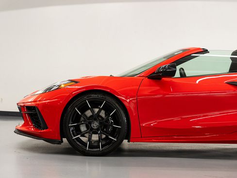 Used 2024 Chevrolet Corvette Stingray Coupe w/ Z51 Performance Package RWD image 13