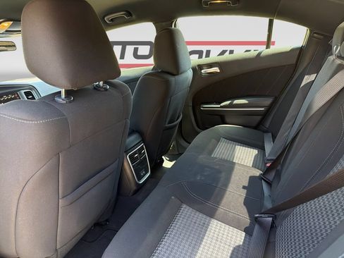 Used 2023 Dodge Charger SXT RWD image 16