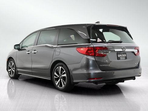 Used 2018 Honda Odyssey Elite image 3
