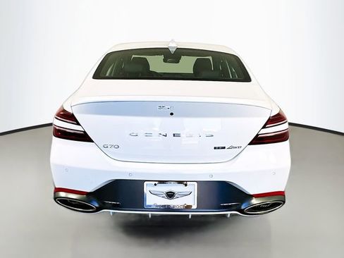 Certified 2025 Genesis G70 3.3T Advanced image 6