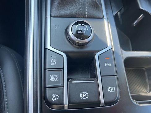 Certified 2025 Kia Sorento S image 55