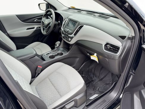 Used 2024 Chevrolet Equinox LS w/ Midnight Edition FWD image 30