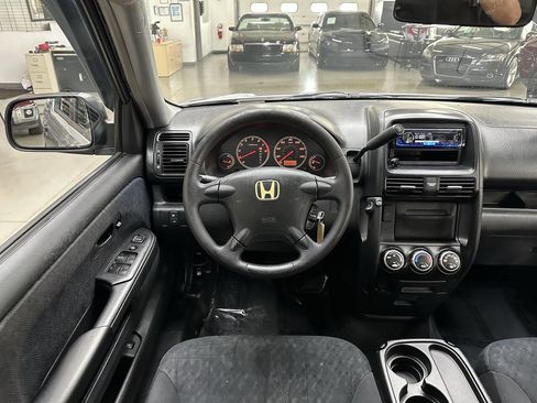 Used 2005 Honda CR-V LX image 19