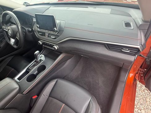 Used 2022 Nissan Altima 2.5 SR image 24