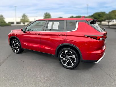 Used 2023 Mitsubishi Outlander SE